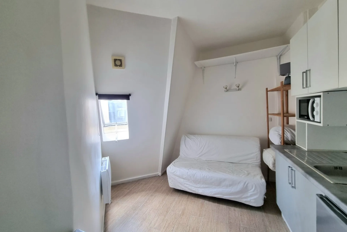 Studette lumineuse de 9,24 m² dans le 5ème arrondissement de Paris, parfait pied-à-terre ou logement étudiant 