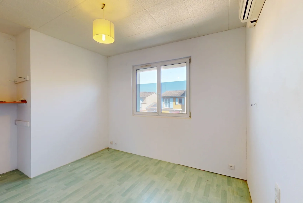 Appartement spacieux de 6 pièces avec jardin et panneaux photovoltaïques à Frouzins 
