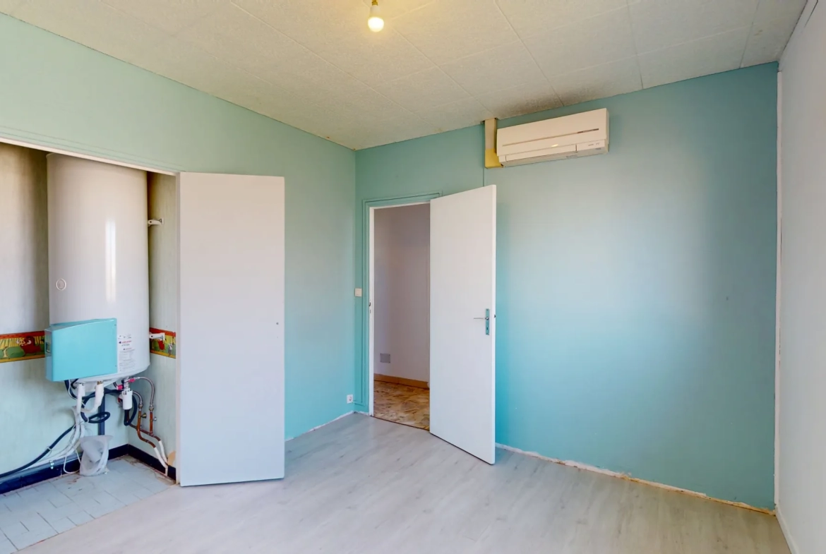 Appartement spacieux de 6 pièces avec jardin et panneaux photovoltaïques à Frouzins 