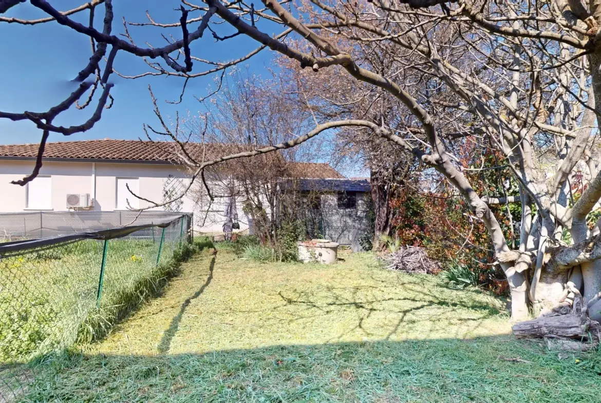 Appartement spacieux de 6 pièces avec jardin et panneaux photovoltaïques à Frouzins 