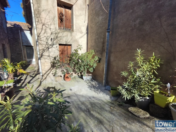 Grande maison à rénover de 120 m² proche de Lagrasse dans le sud de la France