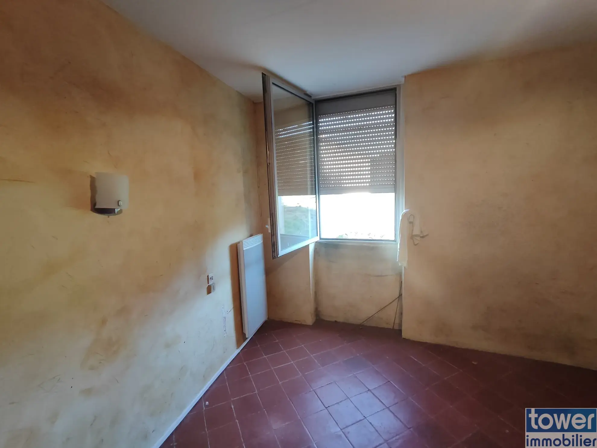 Grande maison à rénover de 120 m² proche de Lagrasse dans le sud de la France 