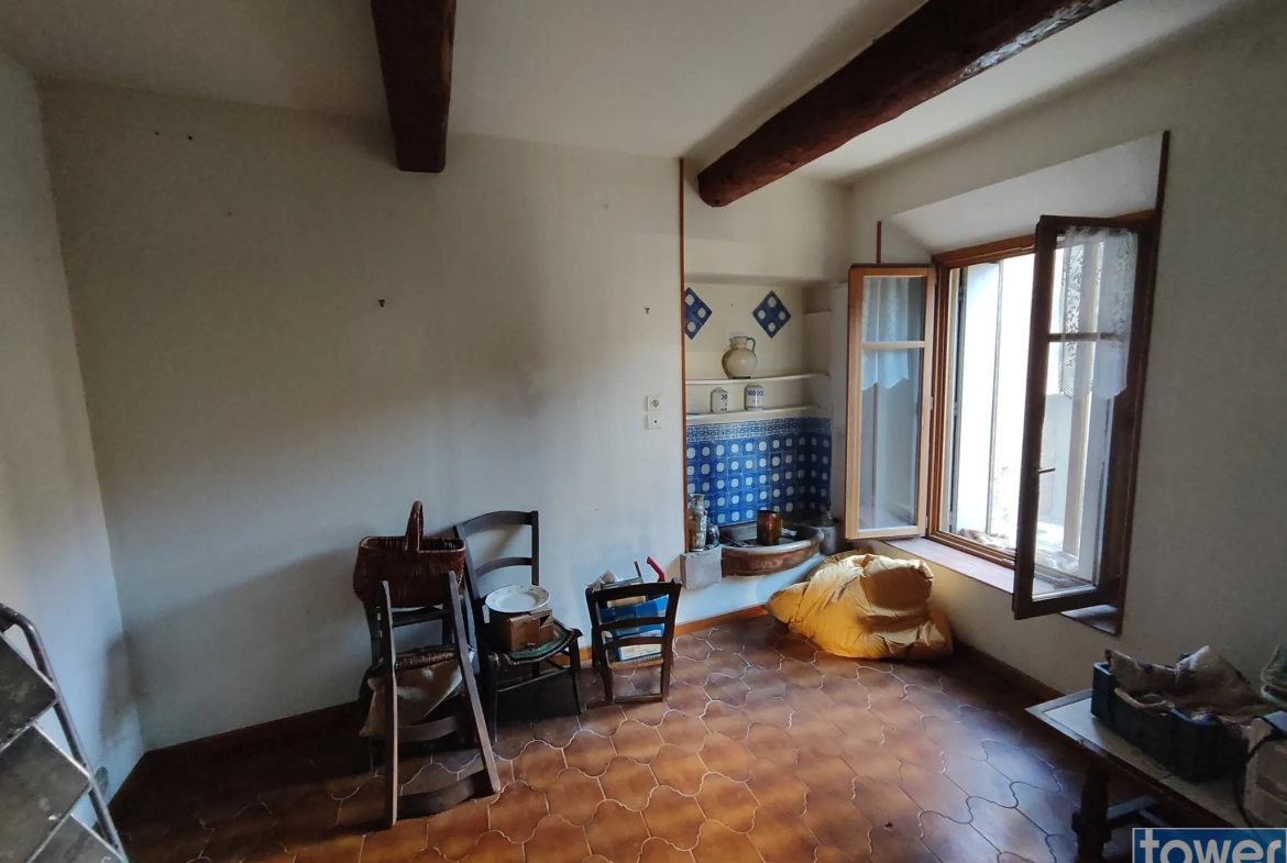 Grande maison à rénover de 120 m² proche de Lagrasse dans le sud de la France 