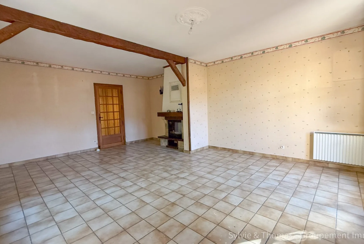 Maison de plain-pied à Orange - 80 m², 2 chambres, jardin, garage et véranda 