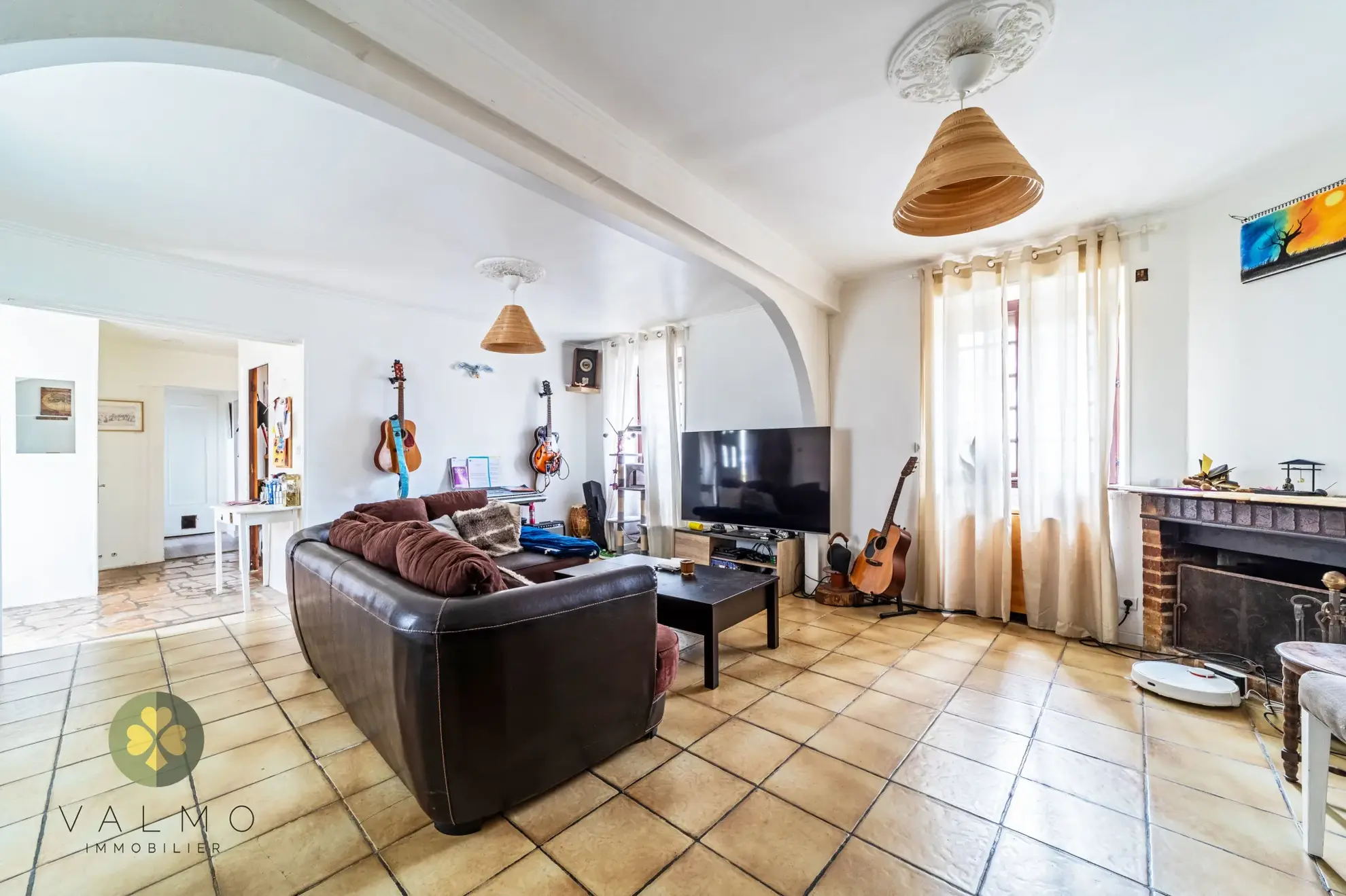 Maison de ville à Maule (78) avec potentiel de rénovation et 4 chambres 