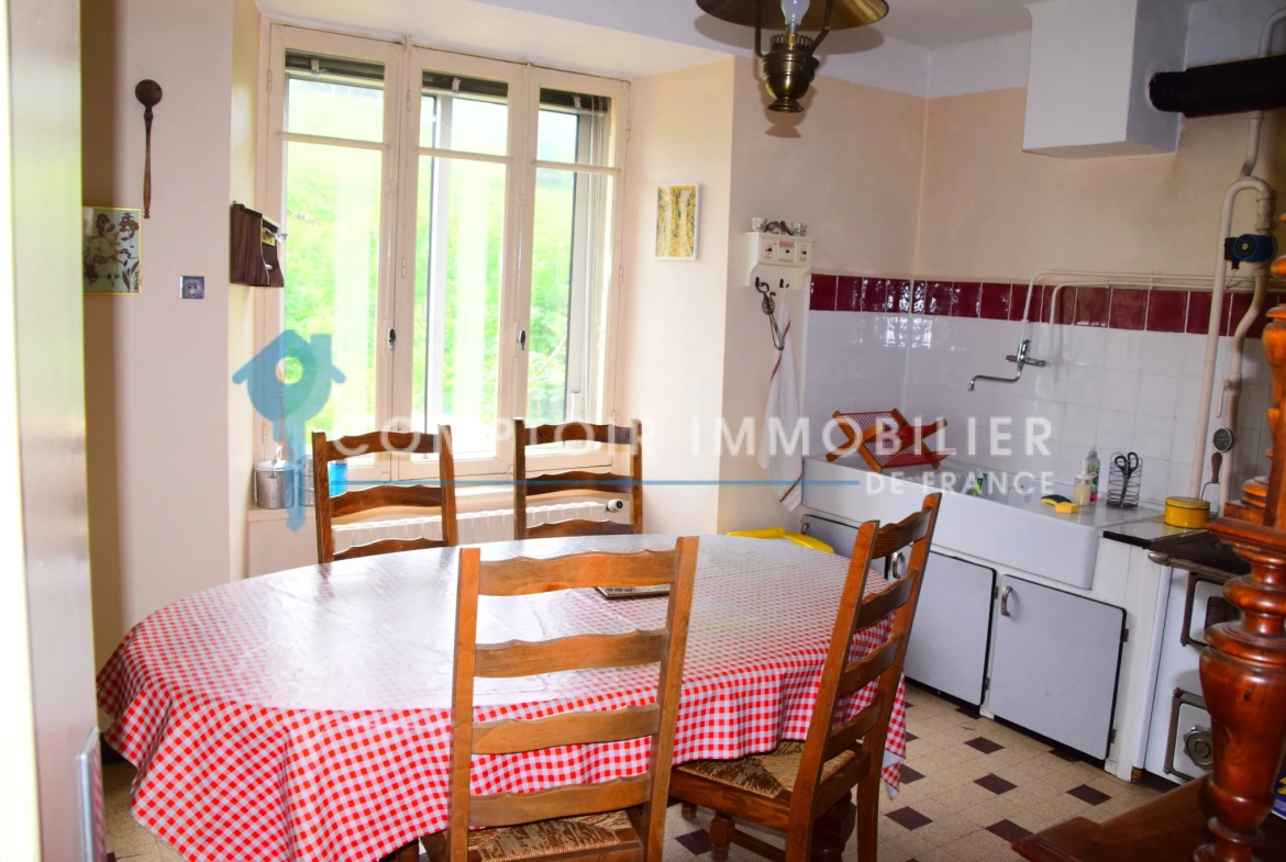 Maison de village de 150 m² en Ardèche à vendre, idéale résidence principale ou secondaire 