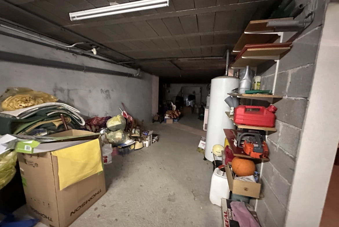 Charmante maison à Pujols avec piscine, vue campagne et grand jardin - Calme et confort 