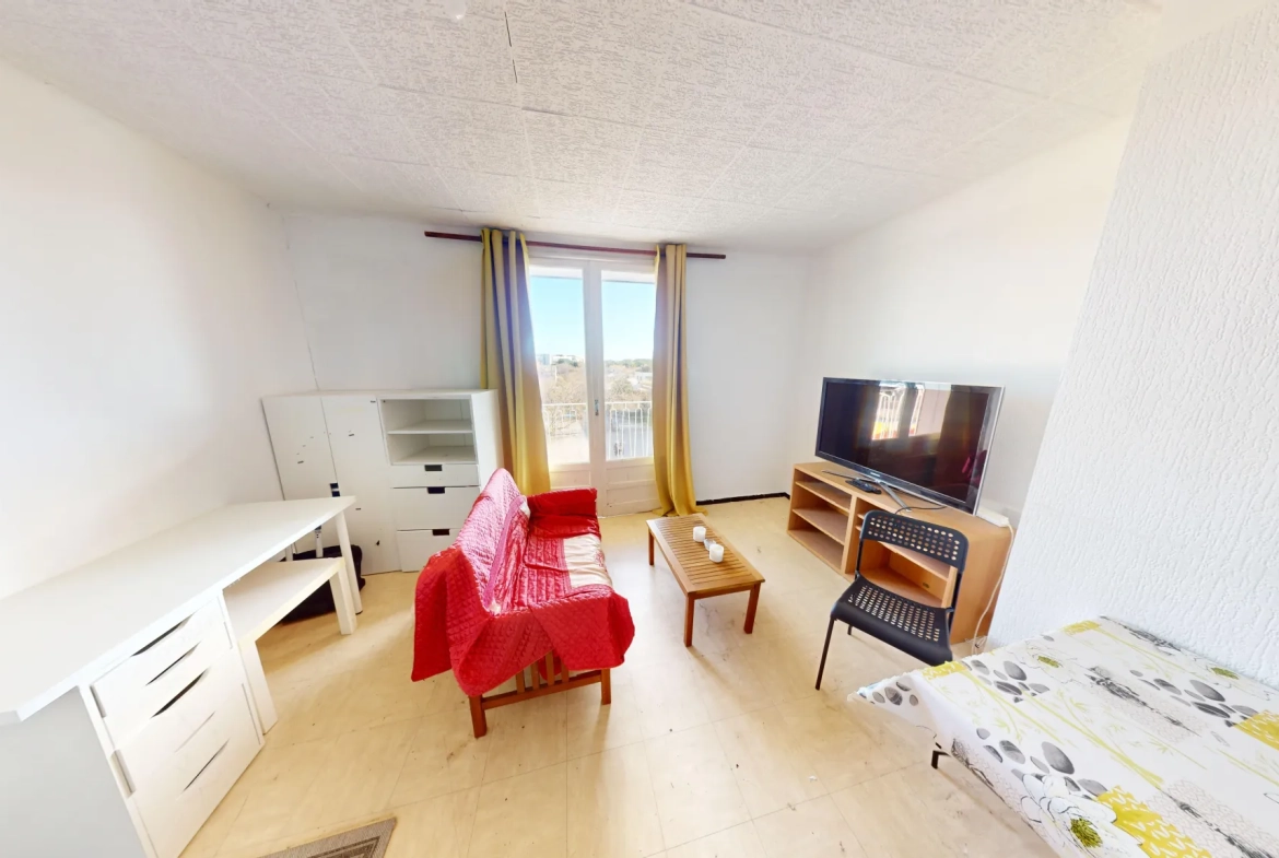 Appartement T3Bis à rénover à Montpellier Saint-Martin, idéal investissement locatif 