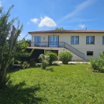 Belle maison 4 chambres avec sous-sol et jardin clos à Villeton