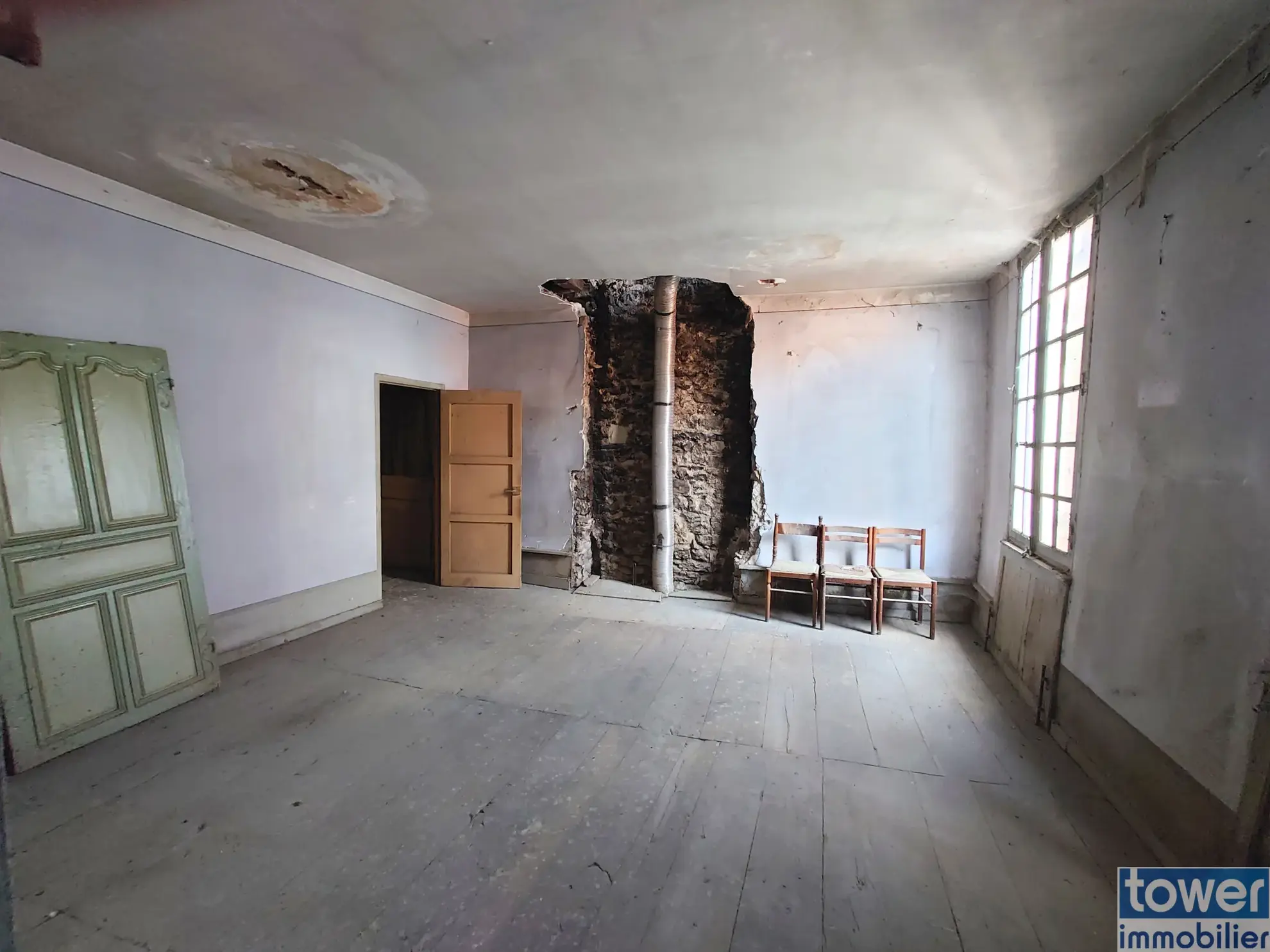 Immeuble à rénover de 350 m² à Villefranche de Rouergue 