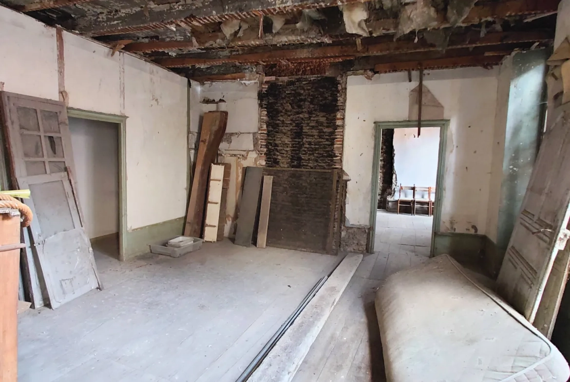 Immeuble à rénover de 350 m² à Villefranche de Rouergue 