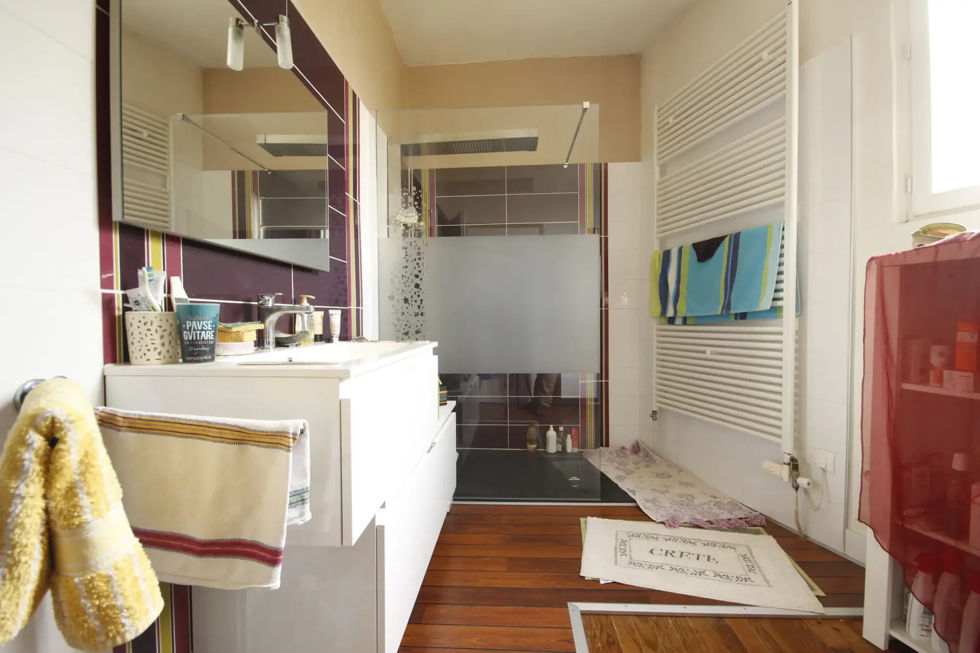 Maison rénovée de 230 m² à Sainte-Gemme, idéal pour profession libérale 