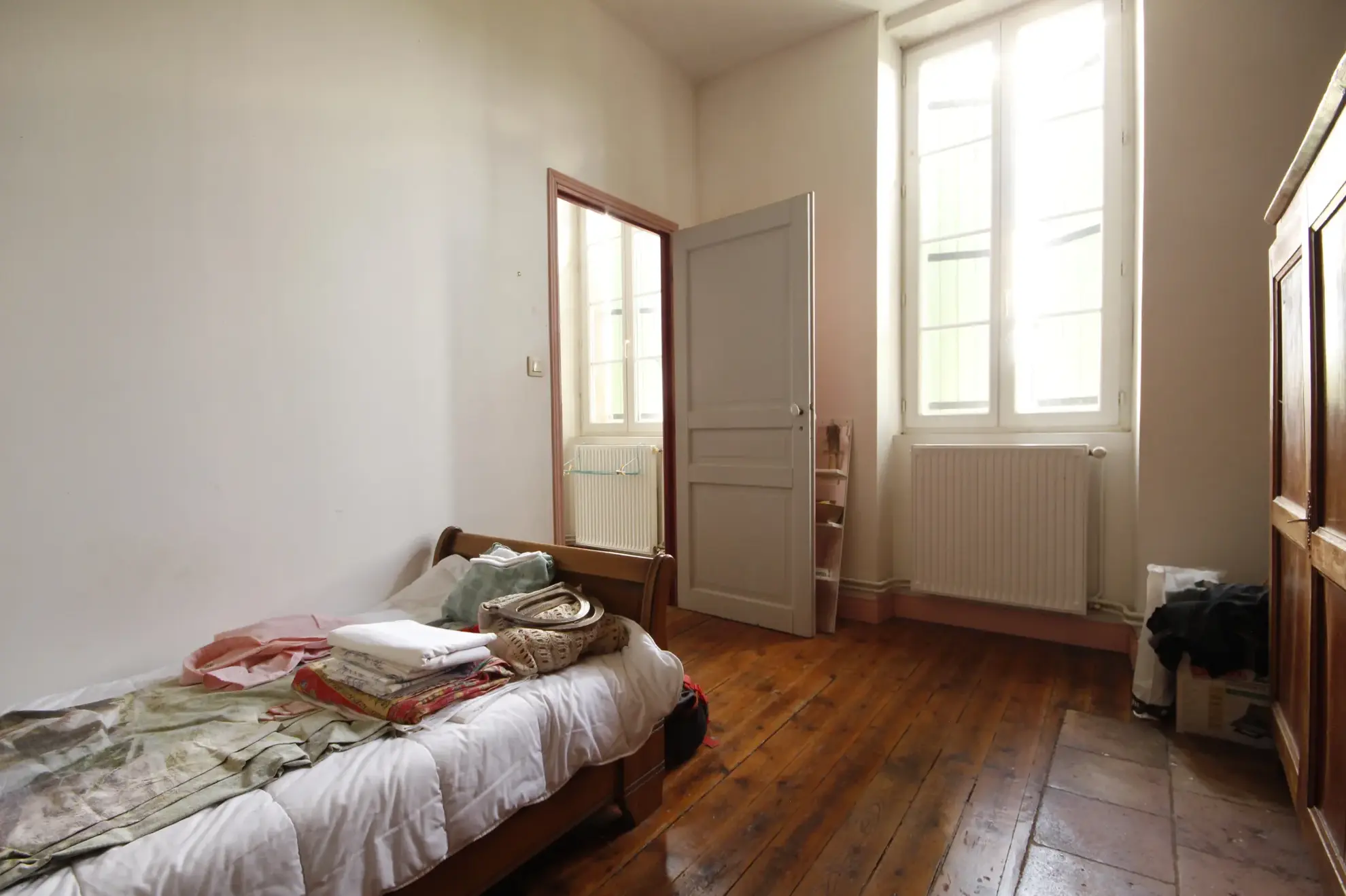 Maison rénovée de 230 m² à Sainte-Gemme, idéal pour profession libérale 