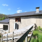 Maison en pierre de 159 m² avec jardin, terrasses et vue dégagée à Fayet