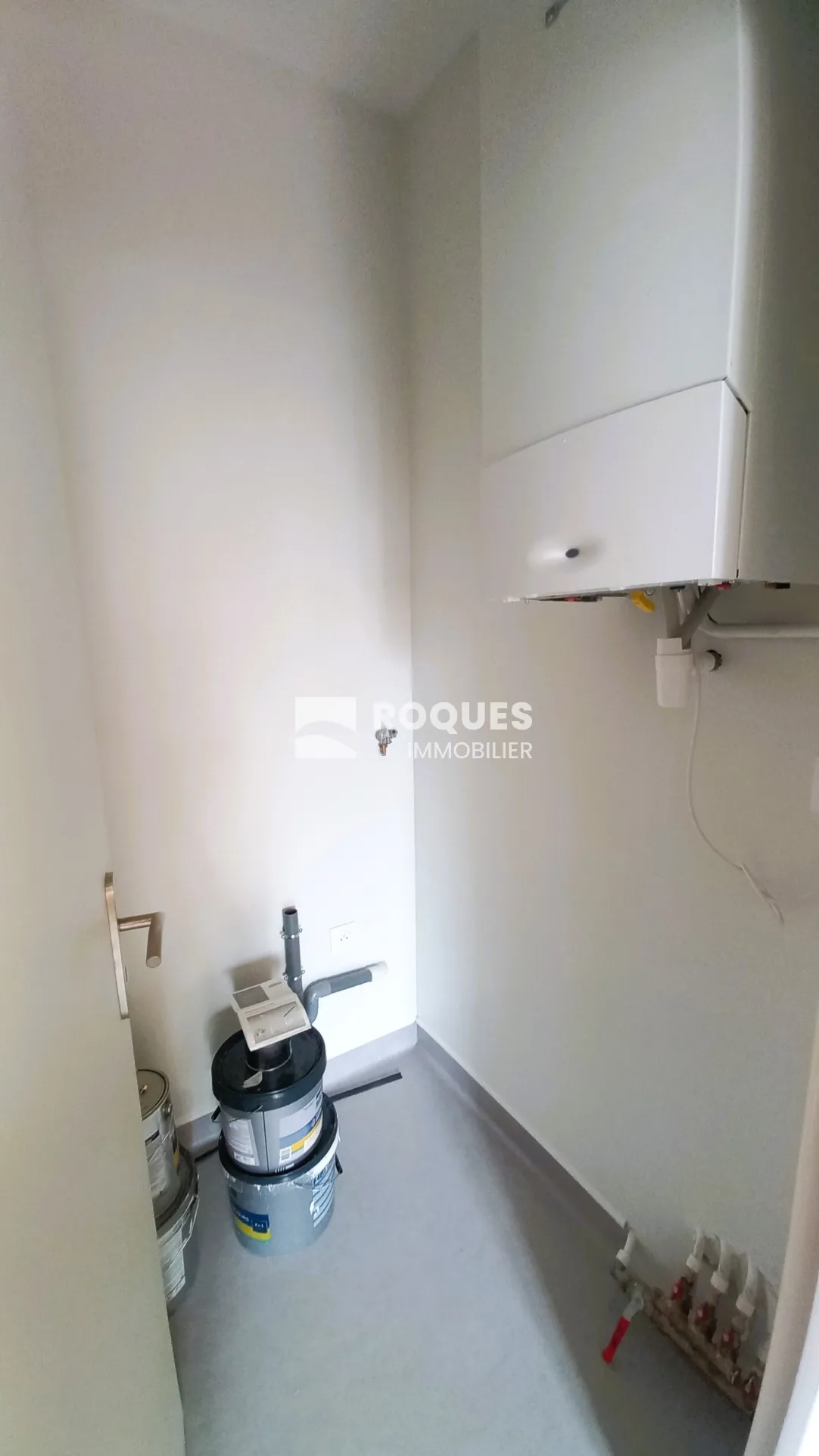 Appartement T3 rénové à Millau avec caves et galetas, situé près de la gare 
