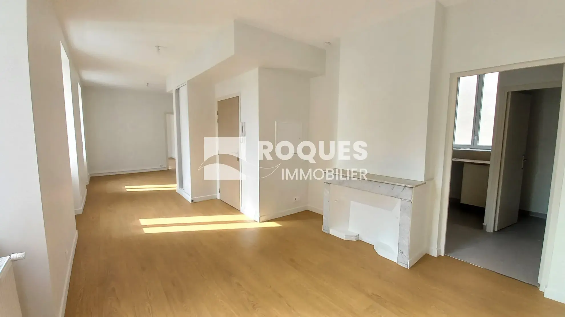 Appartement T3 rénové à Millau avec caves et galetas, situé près de la gare 