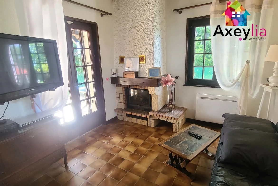 Maison 4 chambres avec grand terrain à Saint-Romain-la-Motte, proche Roanne 