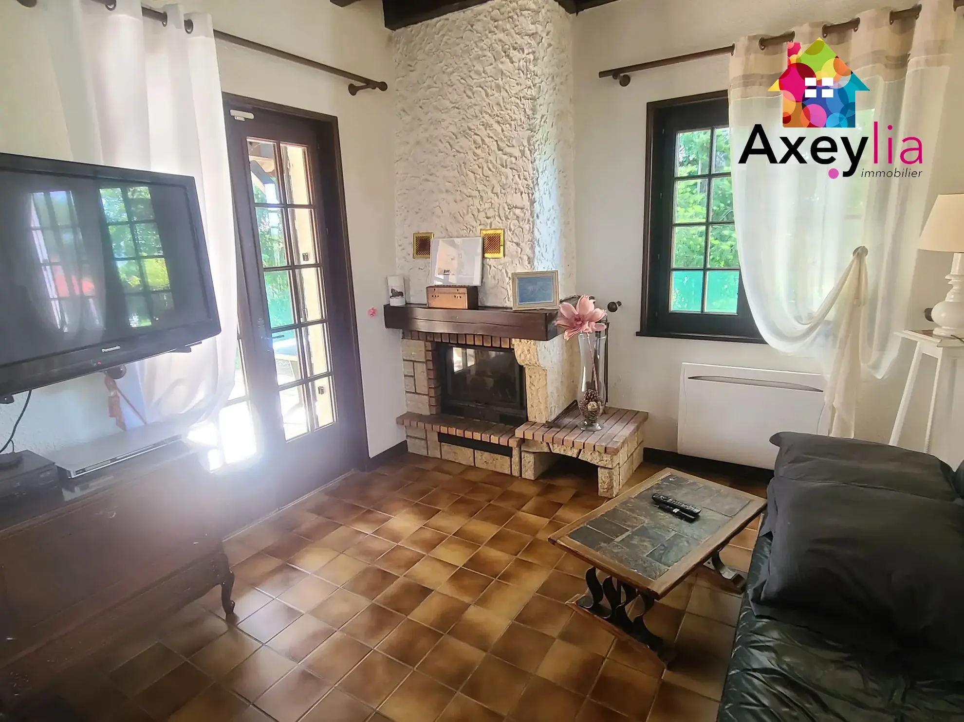 Maison 4 chambres avec grand terrain à Saint-Romain-la-Motte, proche Roanne 