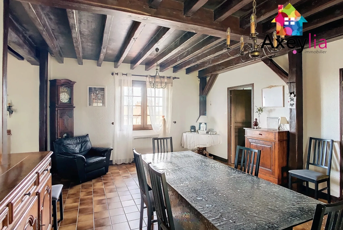 Maison 4 chambres avec grand terrain à Saint-Romain-la-Motte, proche Roanne 