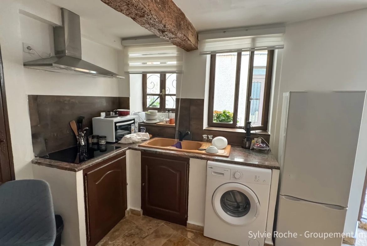 Immeuble de rapport rénové à Orange en centre-ville, 2 logements à vendre 