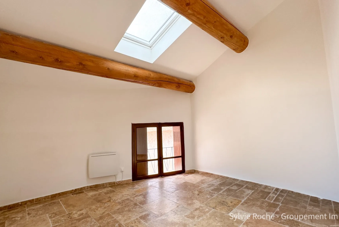 Immeuble de rapport rénové à Orange en centre-ville, 2 logements à vendre 