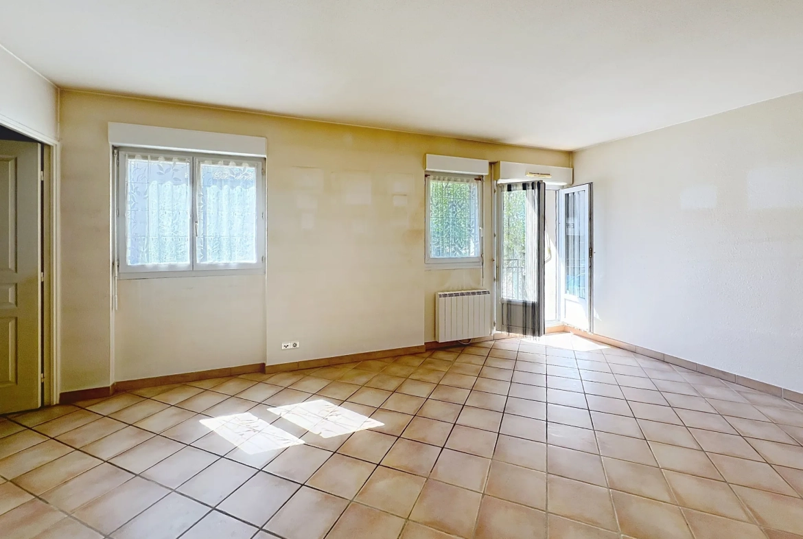 Appartement de 51 m² en plein cœur de Vaison-la-Romaine avec ascenseur, cave et parking sécurisé 