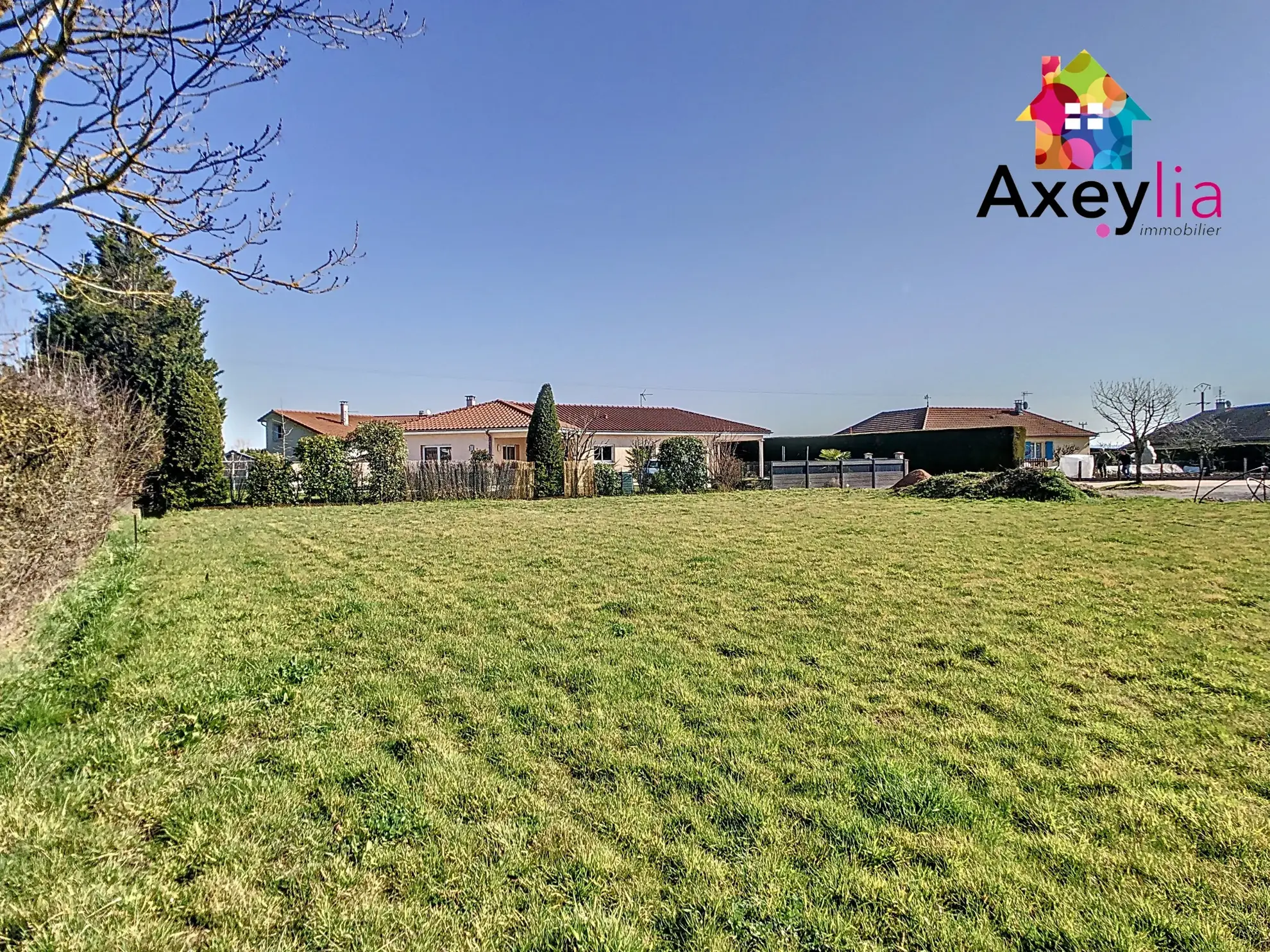 A vendre terrain constructible de 639 m² à Saint Romain la Motte 