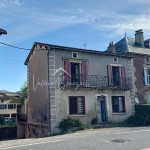 Maison T4 à rénover avec jardin en bord de rivière à Vabres-l’Abbaye