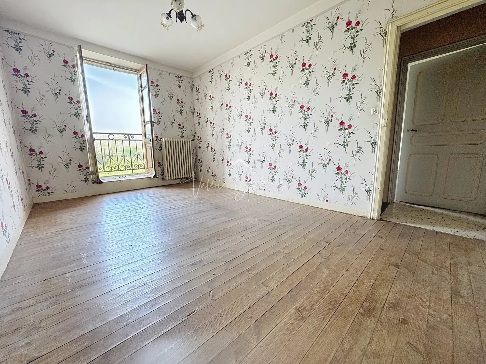 Maison T4 à rénover avec jardin en bord de rivière à Vabres-l’Abbaye 