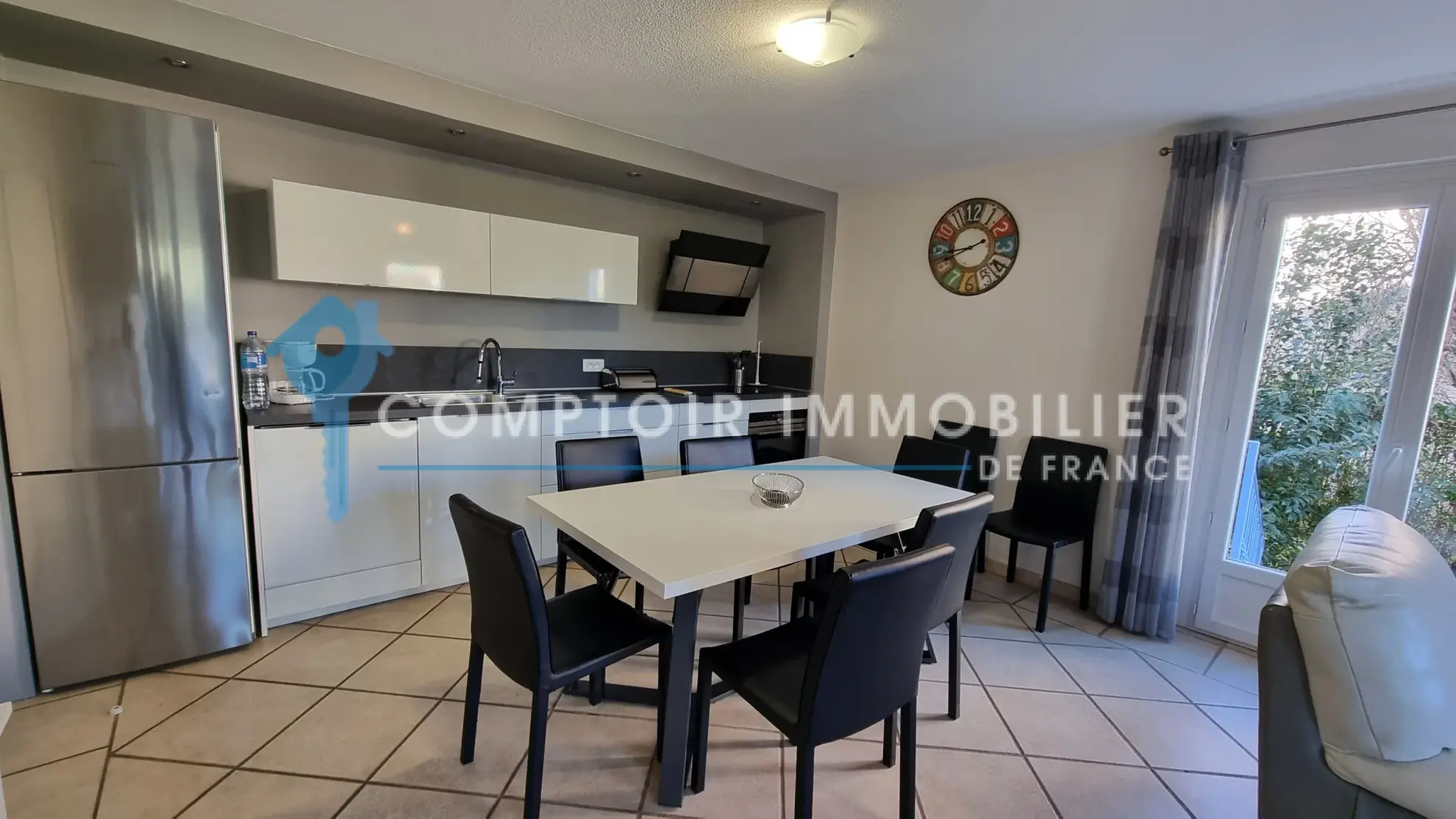Villa 4 chambres à Vidauban dans domaine sécurisé avec piscine et services 