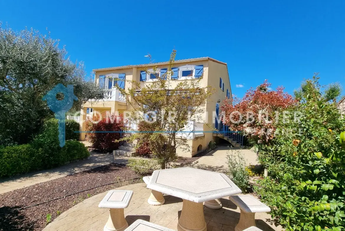 Villa 4 chambres à Vidauban dans domaine sécurisé avec piscine et services 
