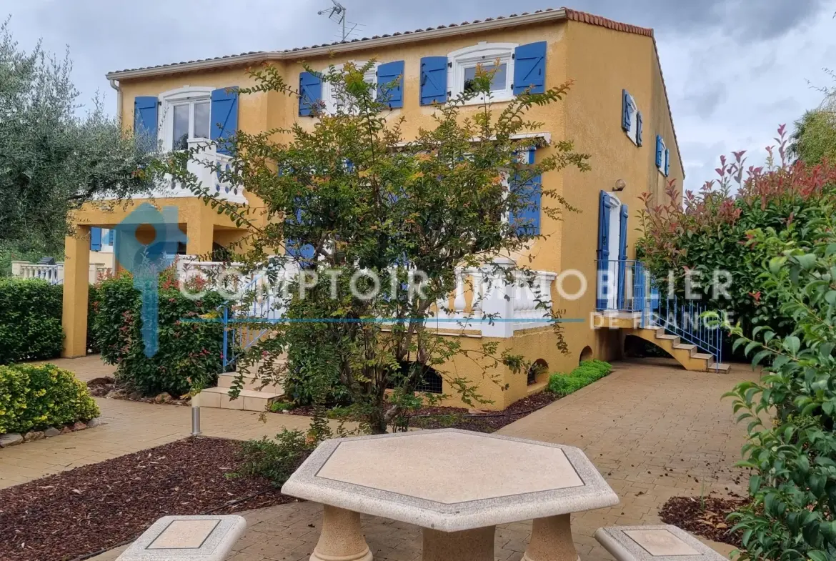Villa 4 chambres à Vidauban dans domaine sécurisé avec piscine et services 