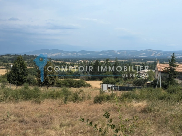 Terrain constructible de 503 m² à Saint-Christol, vue dégagée, proche du village