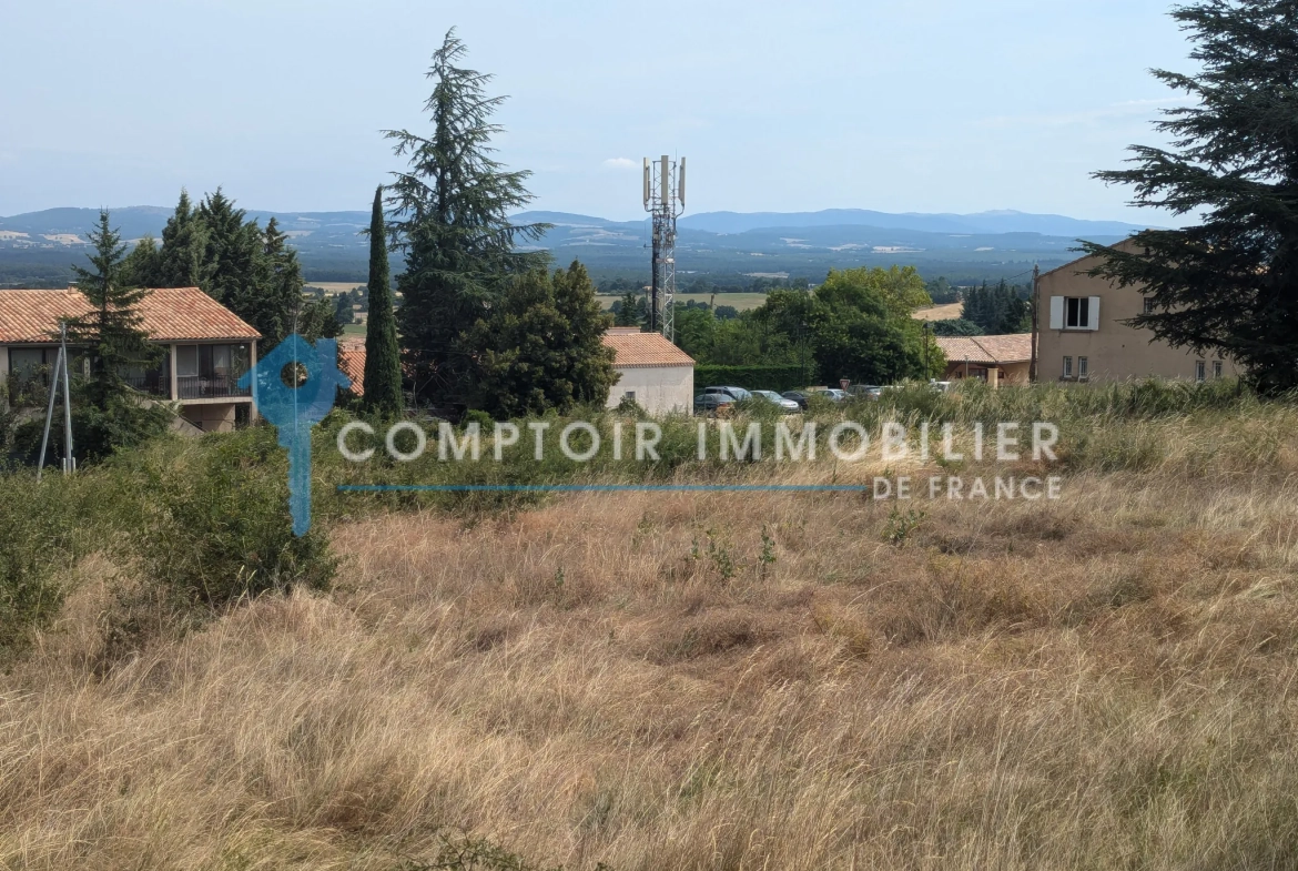 Terrain constructible de 503 m² à Saint-Christol, vue dégagée, proche du village 