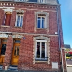 Maison de 97m² à Eu, centre-ville, 4 chambres et jardin à vendre