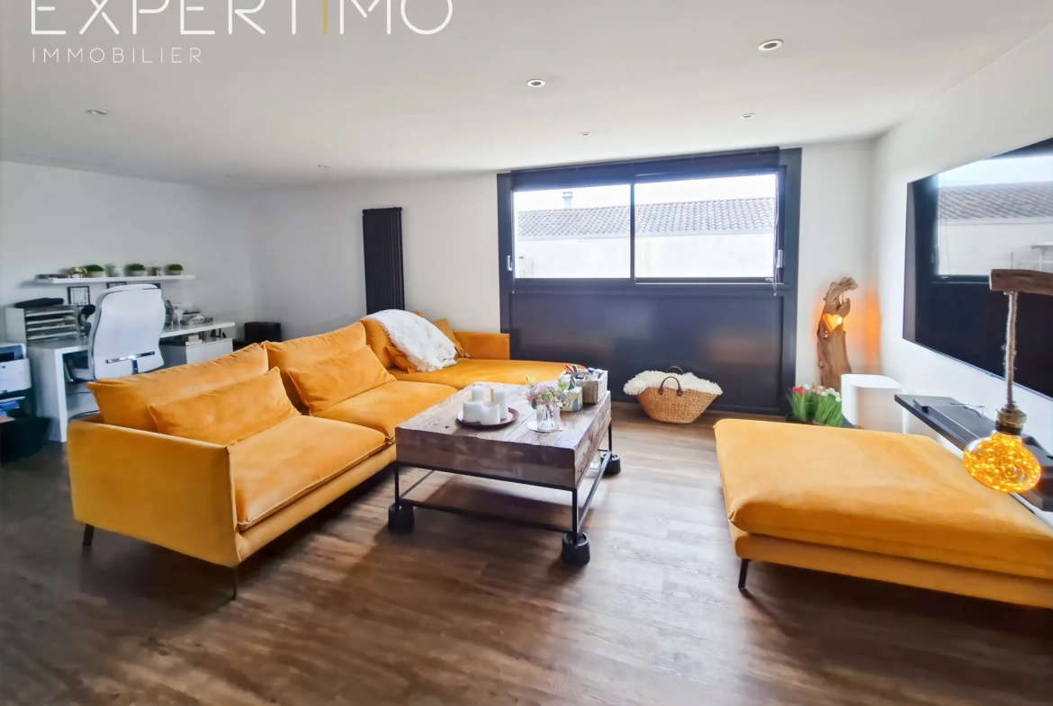 Maison de 200 m² avec piscine et terrain de 5000 m² à Tocane Saint Apre 