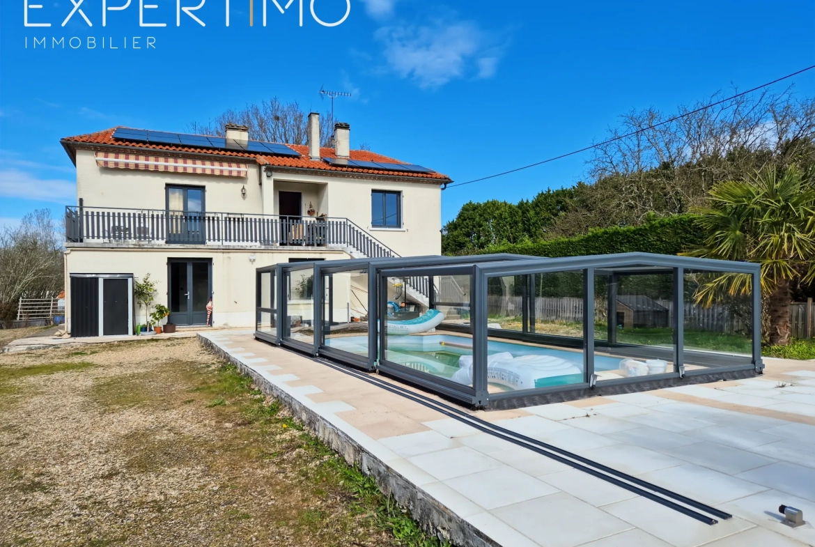 Maison de 200 m² avec piscine et terrain de 5000 m² à Tocane Saint Apre 