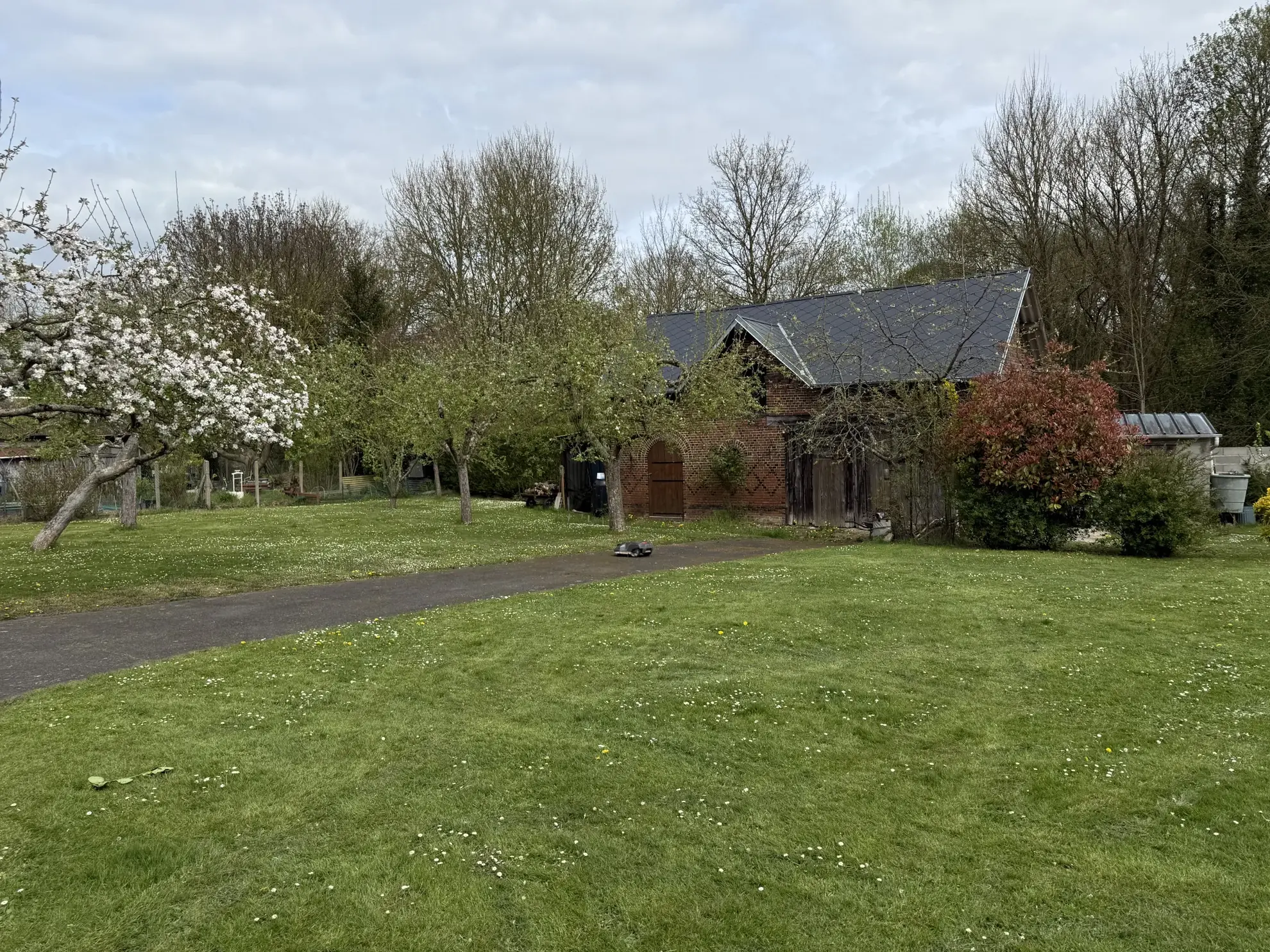Maison familiale de 187 m² avec jardin et garage à Pontchardon 
