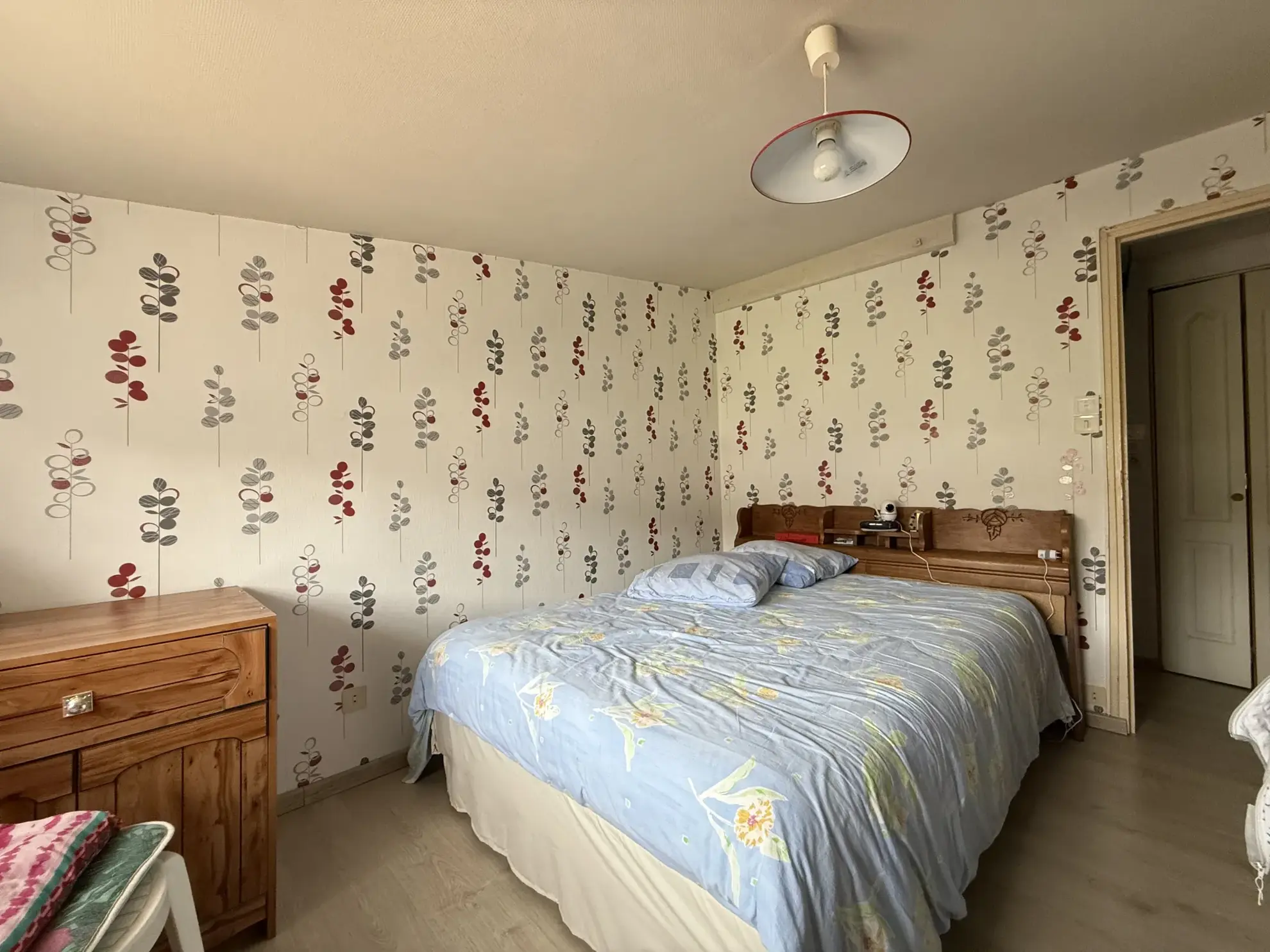 Maison familiale de 187 m² avec jardin et garage à Pontchardon 