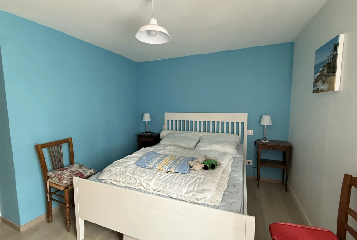 Maison familiale de 187 m² avec jardin et garage à Pontchardon 