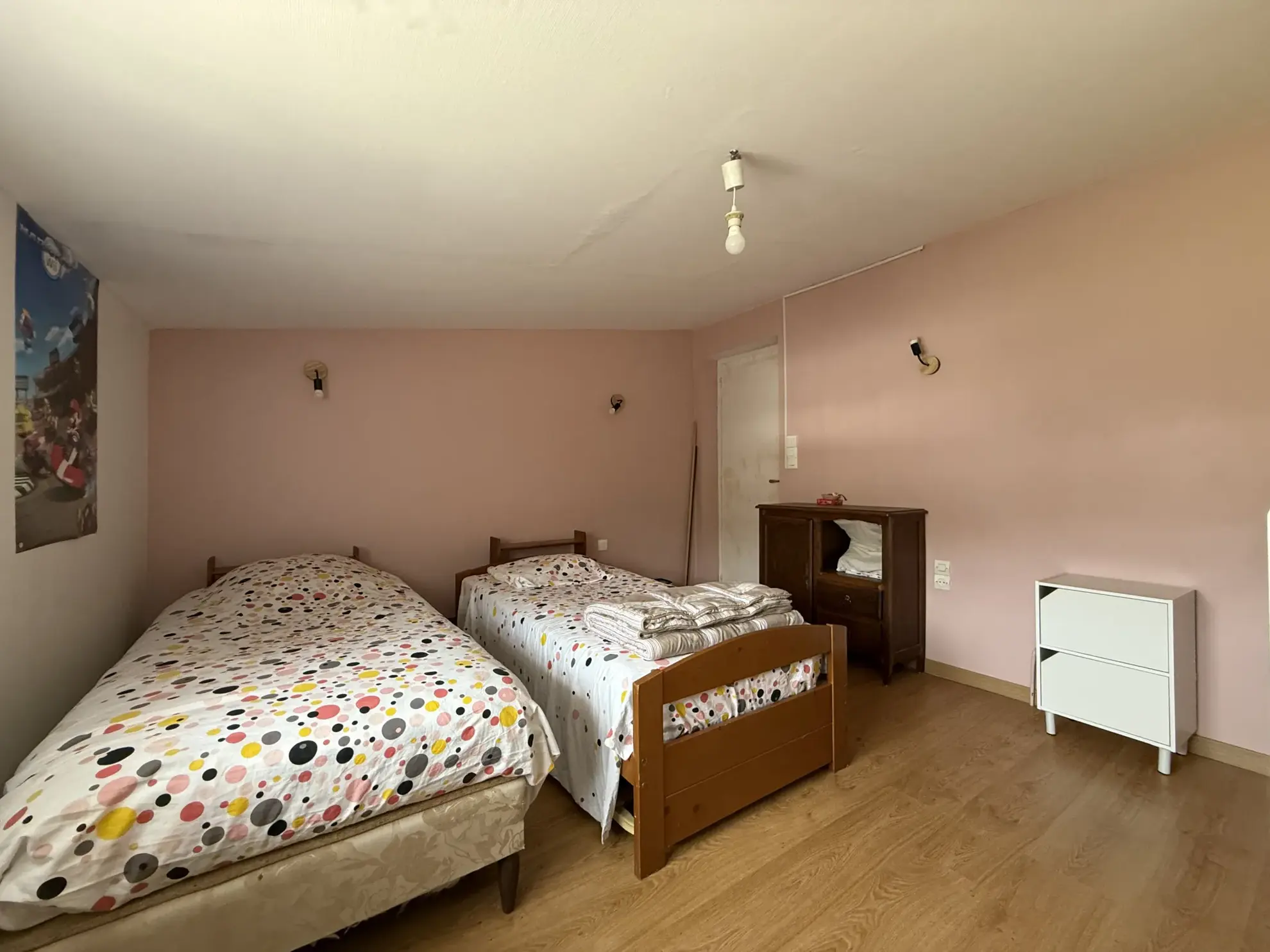 Maison familiale de 187 m² avec jardin et garage à Pontchardon 