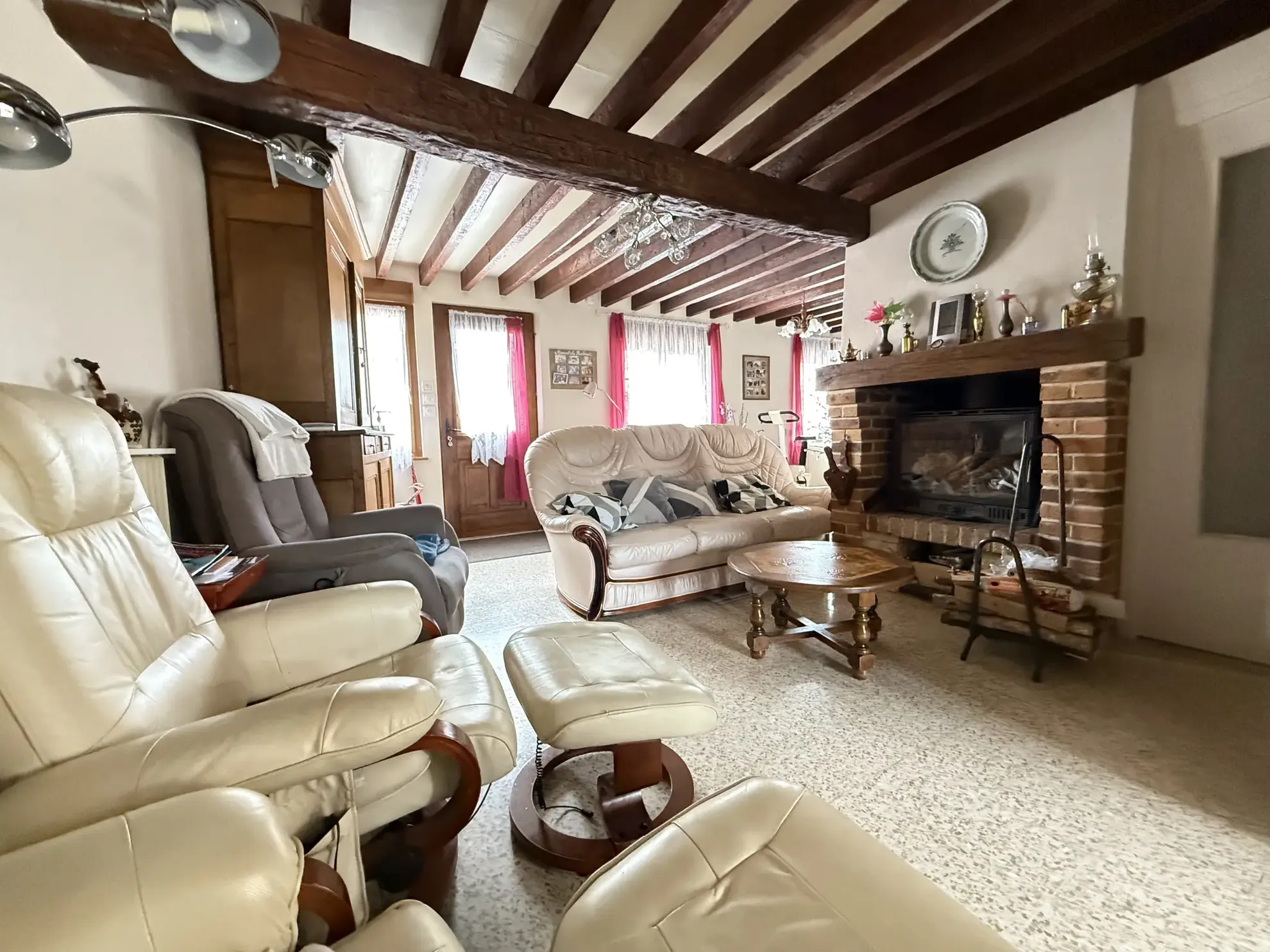 Maison familiale de 187 m² avec jardin et garage à Pontchardon 