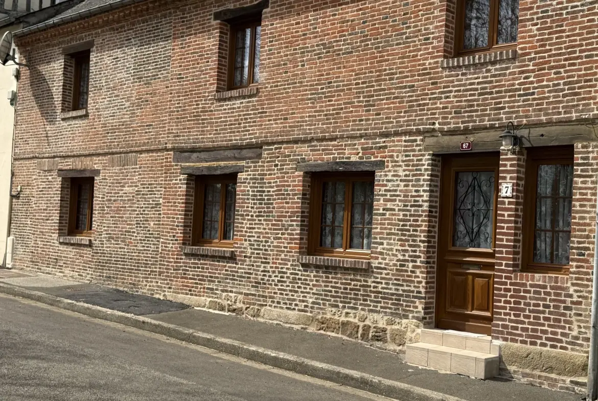 Maison familiale de 187 m² avec jardin et garage à Pontchardon 