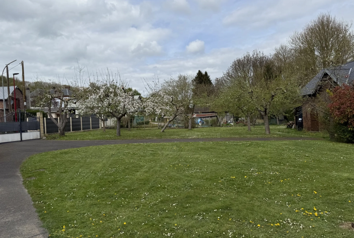 Maison familiale de 187 m² avec jardin et garage à Pontchardon 
