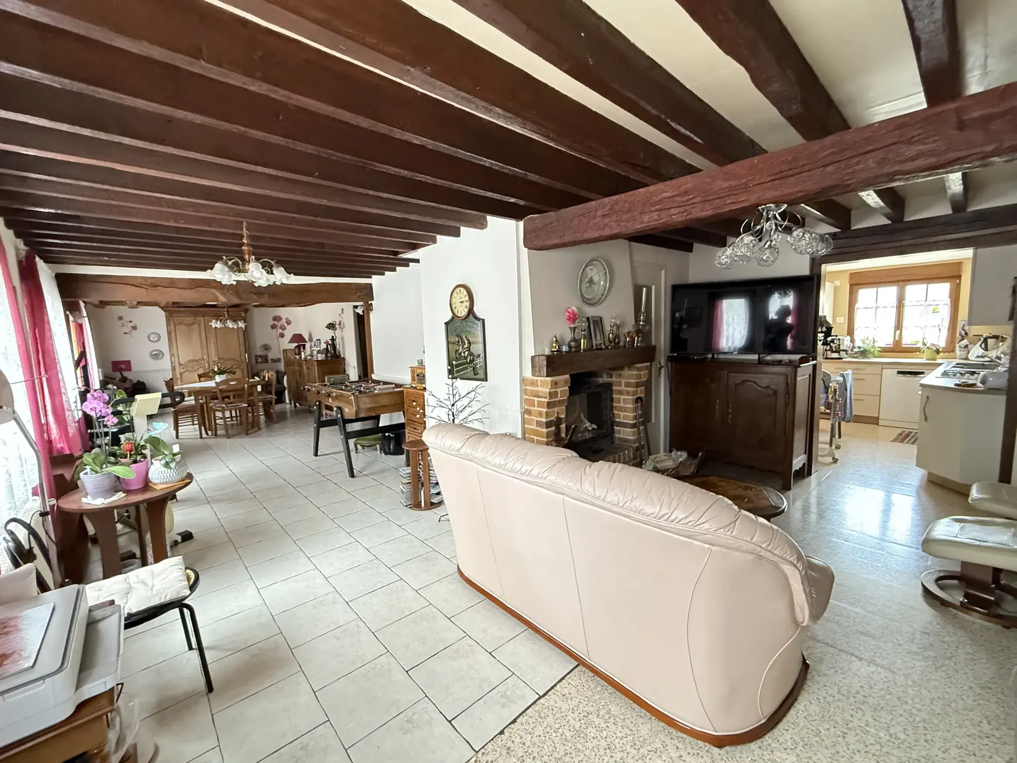 Maison familiale de 187 m² avec jardin et garage à Pontchardon 