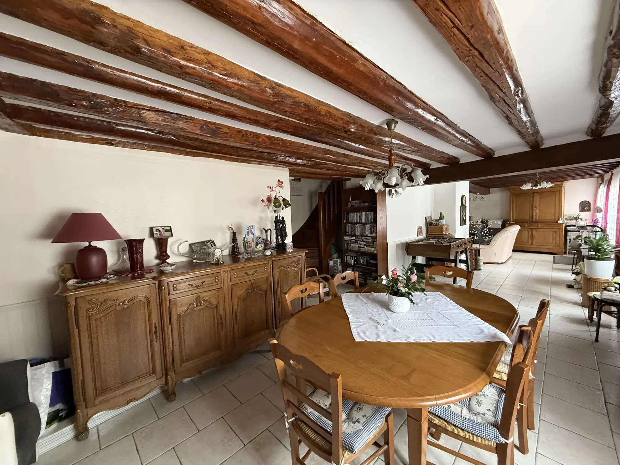 Maison familiale de 187 m² avec jardin et garage à Pontchardon 
