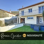 Maison familiale 5 pièces avec vue sur Millau et garage à Creissels