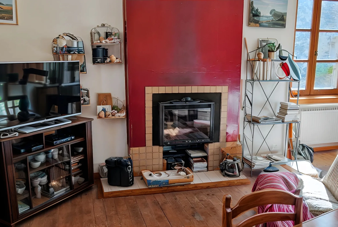 Maison de village T4 de 112 m² avec remise à Mas-Cabardès 