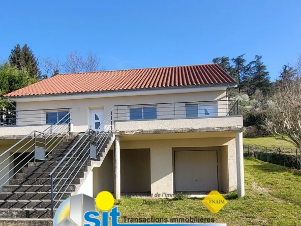 Maison de ville rénovée de 100 m² avec garage et jardin à Vienne (38200)