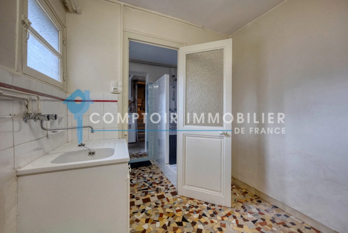 Ensemble immobilier à Biviers (38) - Maison, appartements et dépendances avec terrain de 264m² 